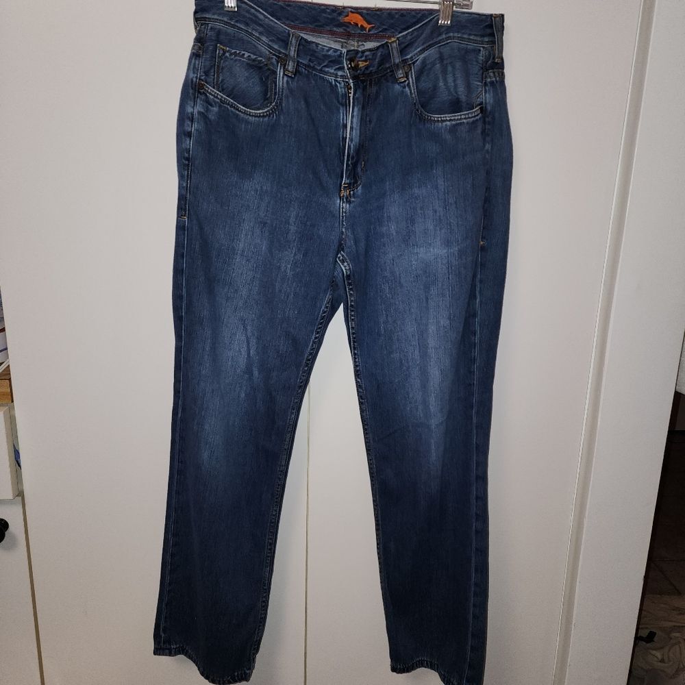 Tommy Bahama mens jeans medium wash size 34 x 30 Cayman relaxed fit